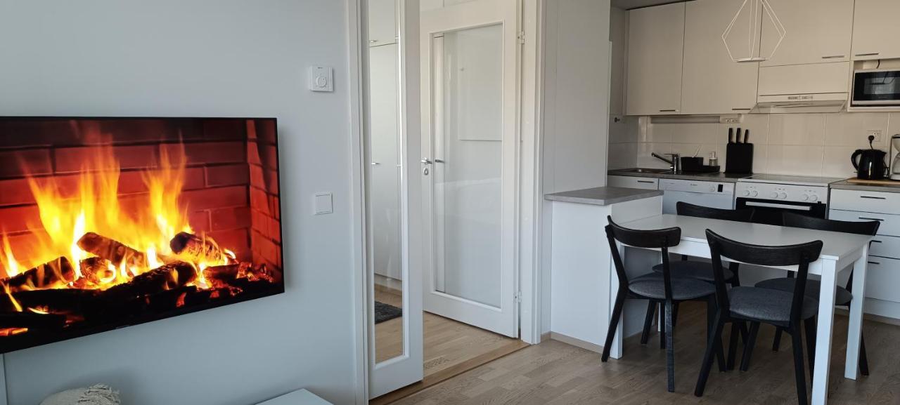 Kodikas Huoneisto, Oma Sauna, Ilmainen Pysaekoeinti Rovaniemi Exterior foto
